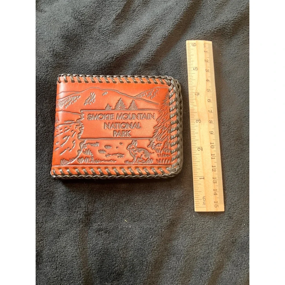Vintage Bifold Wallet Mens OS Tan Smokie Mountain National Park Tooled Leather